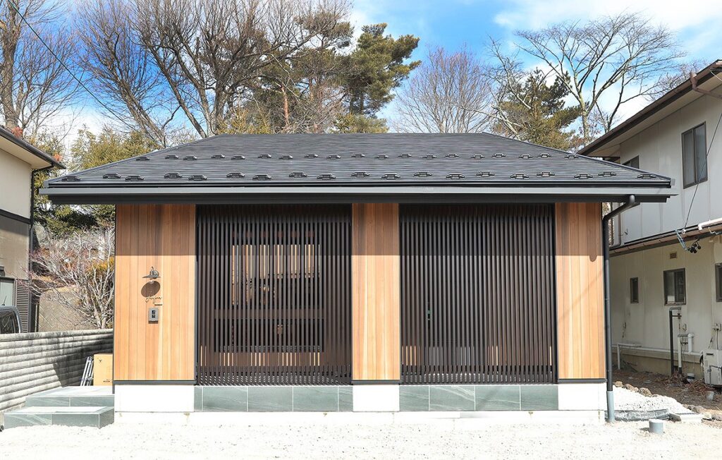 西軽井沢で暮らす大空間の1.5階建